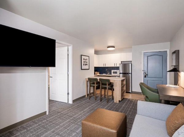 Staybridge Suites Rochester University image 19